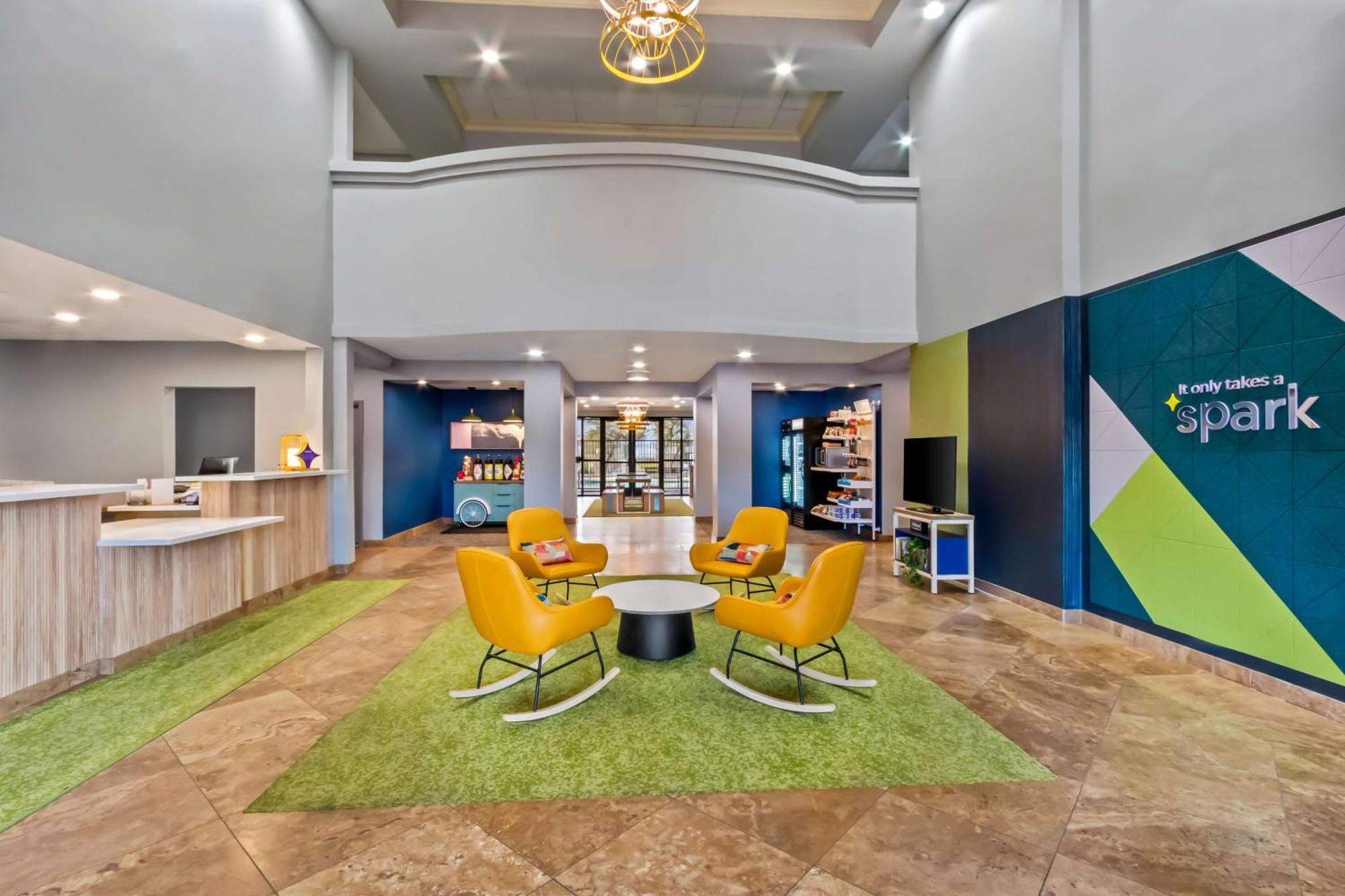 Spark By Hilton Phoenix East Mesa Exterior foto